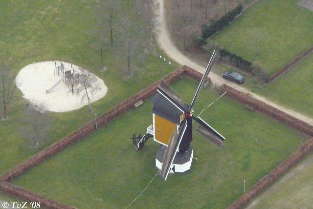 Luchtfoto Molen van Jetten door Tamara van Zutven